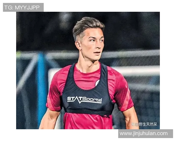 客家足球球星的崛起与奋斗历程:从地方到国际舞台的精彩故事 客家足球球星的崛起与奋斗历程:从地方到国际舞台的精彩故事