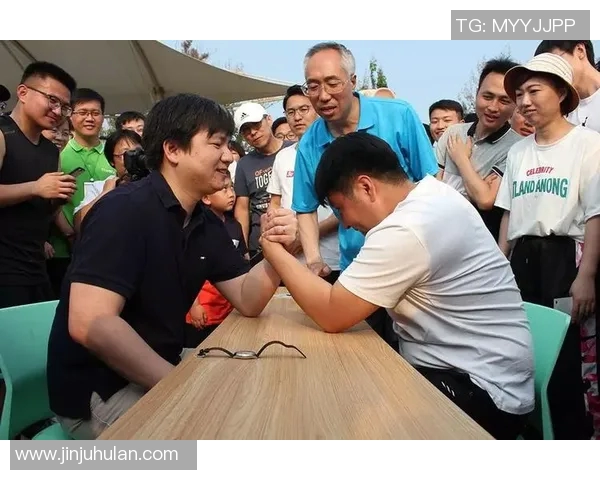 跛脚球星逆境崛起追逐绿茵梦想的人生励志传奇故事 跛脚球星逆境崛起追逐绿茵梦想的人生励志传奇故事